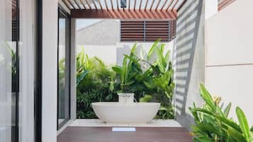 Villa, 1 Bedroom, Pool View | Bathroom | Hair dryer, towels, soap, shampoo