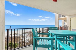 Outdoor dining - New Listing! Stunning Renovated Beachfront 2BR/2BA • Sleeps 8• 6th-Floor (Orange Beach)