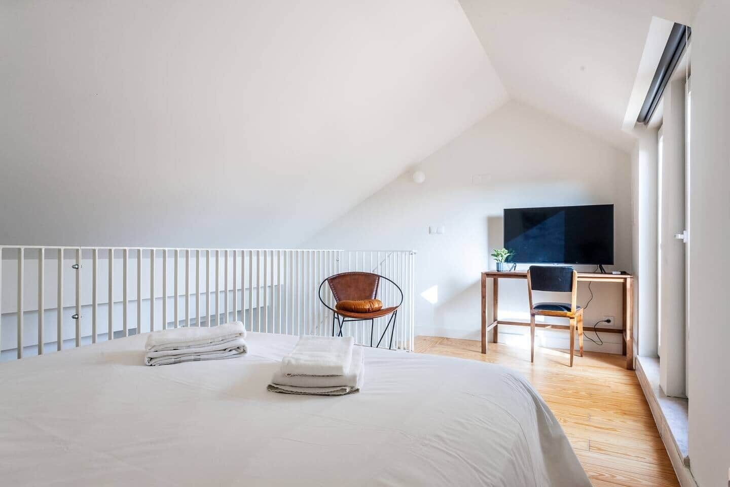 Strykejern/-brett, wi-fi og sengetøy