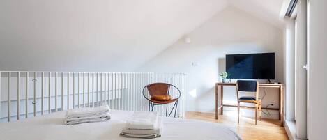 Fer et planche à repasser, Wi-Fi, draps fournis