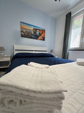1 bedroom, iron/ironing board, WiFi, bed sheets - Cozy apartment in Marina di Vico Equense, a few steps from the sea (Vico Equense)
