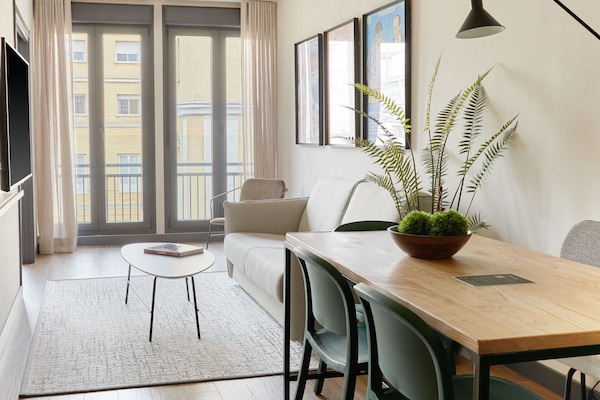 Deluxe-Apartment, 1 Schlafzimmer | Esszimmer