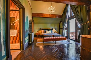 Desk, iron/ironing board, free WiFi, bed sheets