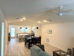 Interior - The Villages-Richmond, new 4-bedroom with golf cart (Wildwood)