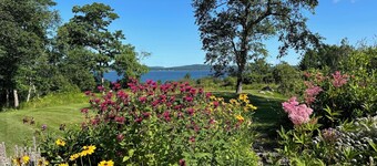 Spacious, bright, oceanfront house on the Blue Hill Peninsula.