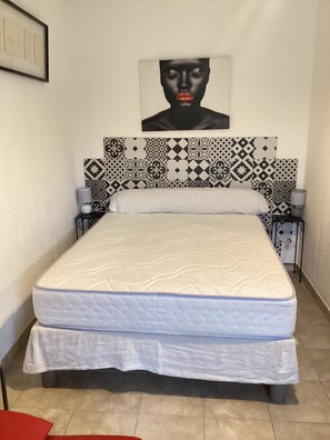 Tabla de planchar con plancha 