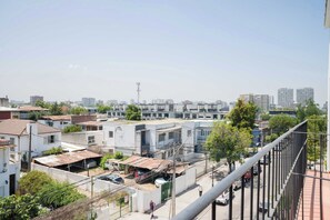 Property grounds - Trendy Design Studio Vaisse | Modern Santiago Stay (Providencia)