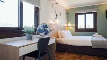 Fer et planche Ă repasser, Wi-Fi gratuit