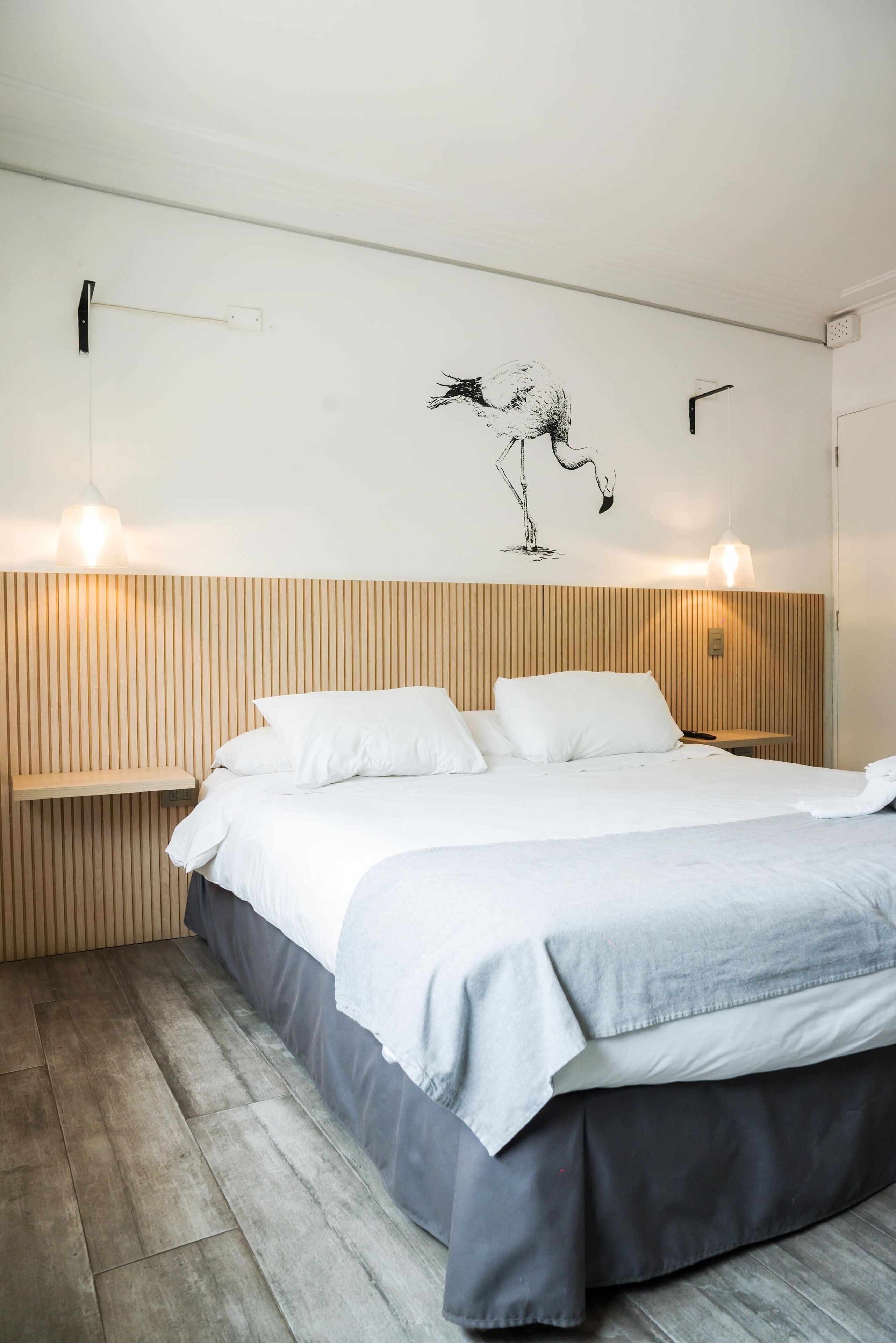 Schreibtisch, Bügeleisen/Bügelbrett, kostenloses WLAN, Bettwäsche