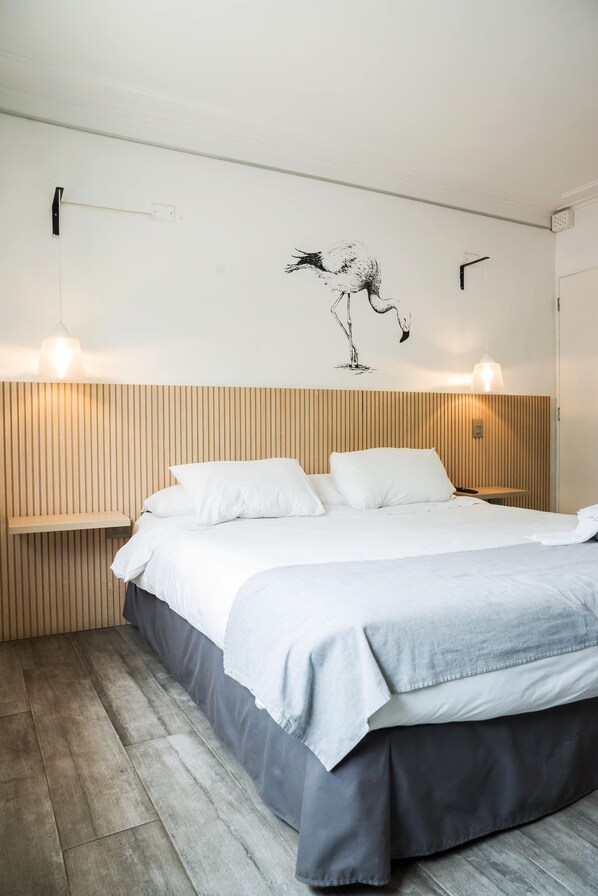 2 bedrooms, iron/ironing board, free WiFi