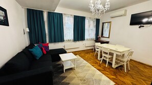 Living area - Cozy apartment in the centre of Sofia (Sofia)