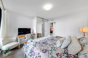 Apartment, 1 Bedroom, Accessible, Private Pool | 1 bedroom - Luxurious one Bedroom Apartment With Pool (Melbourne)