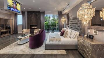 Luxury House, Multiple Beds, Pool Access, Pool View (Alta Royale) | Interior