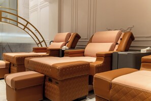 Hot stone massages, deep-tissue massages, Swedish massages - ESP Hotel (Accra)