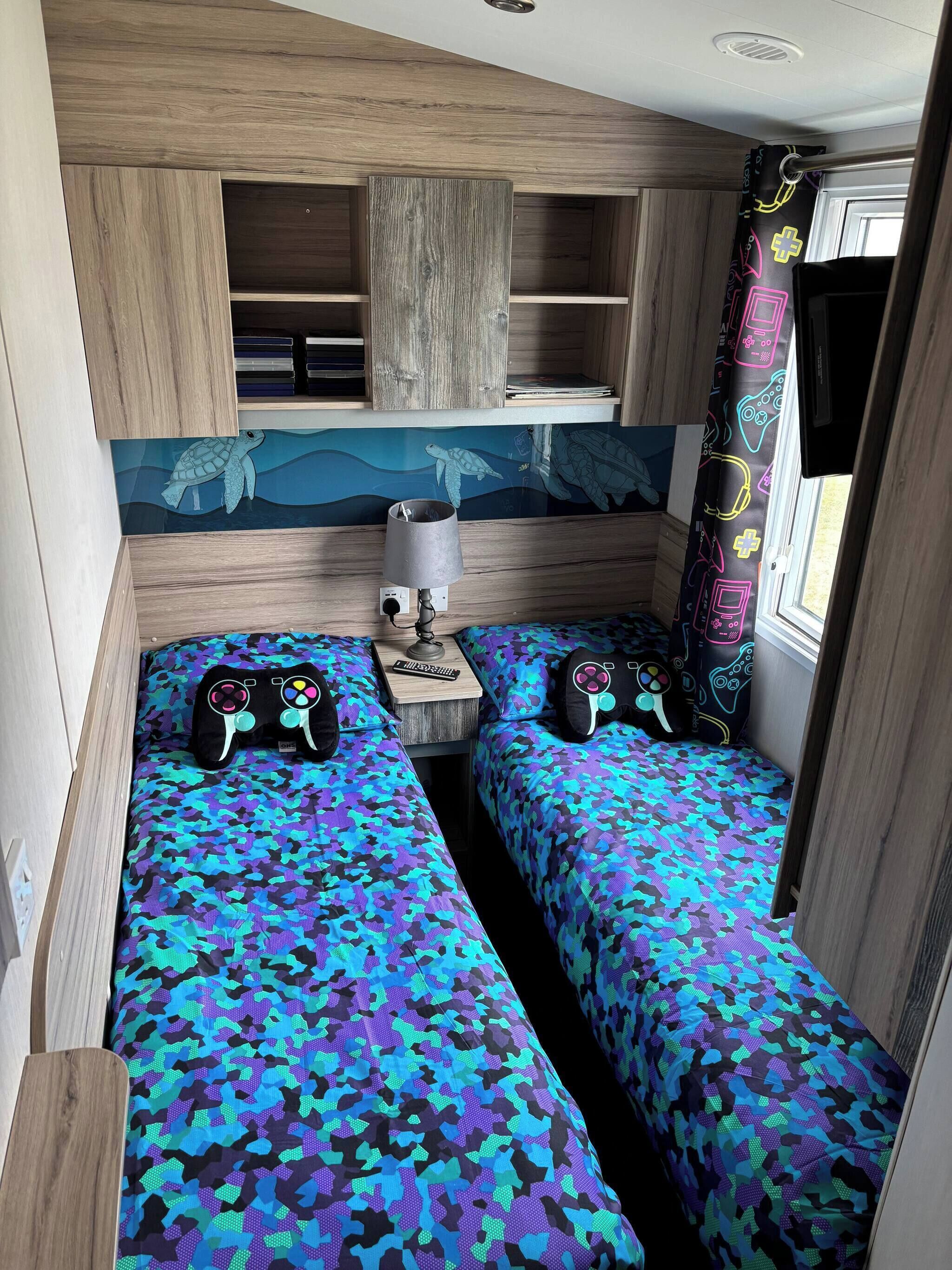 Mobile Home, 3 Bedrooms, Accessible, Smoking | 3 bedrooms