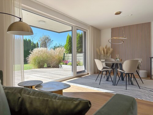 Premium apartment WIESENZEIT, 2 entrances, 2 terraces & plenty of space to breathe deeply