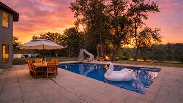 Outdoor pool, a heated pool