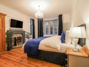 Chaumière | 5 chambres, décor unique, ameublement unique, accès au Wi-Fi (inclus)