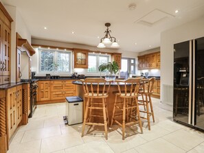 Casa rural | Cuina privada | Utensilis de cuina, vaixella i coberteria 