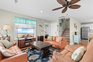 TV - Ocean View Beach House w/ Pool Access & Beach Walkway (Surfside Beach)