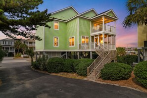 Exterior - Ocean View Beach House w/ Pool Access & Beach Walkway (Surfside Beach)