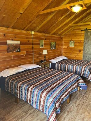 Room - Scenic Bear Cabin | Near Cherohala Skyway & Rivers (Tellico Plains)