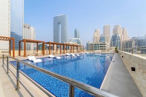 Pool - Urban Chic 1Bedroom in DEC Tower Marina (Dubai)