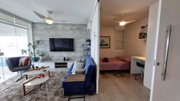 Leilighet – comfort, 3 soverom, lanai, sjøutsikt | Oppholdsrom