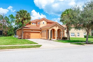 Exterior - Spacious 5-BR Home w/ Pool, Spa & Conservation Views (Davenport)