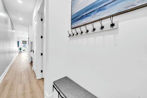 Interior - The Grove Juniper 214 - 1 Bedroom - Lazy River - Seascape Resort (Miramar Beach)