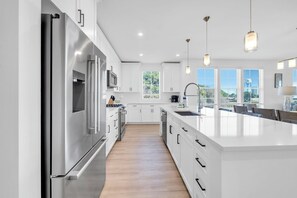 Fridge, microwave, oven, stovetop - The Grove Dogwood 331 - 4 Bedrooms - Lazy River - Seascape Resort (Miramar Beach)