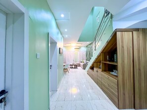 Interior - Lulu’s Lodge On Ocean Bay Were Safety & Comfort Is (Lekki)