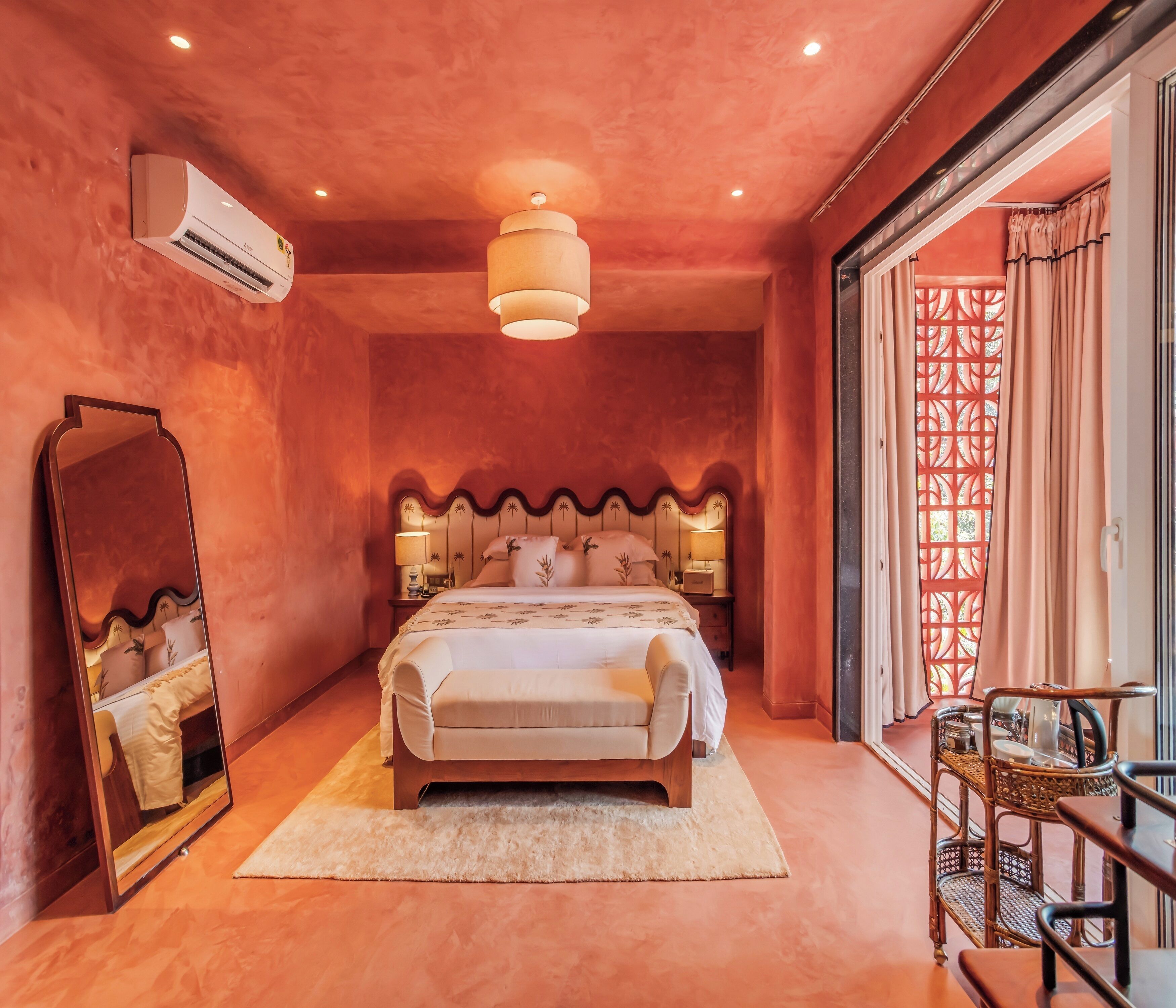 Suite familiar | Roba de llit hipoal·lergògena i escriptori 