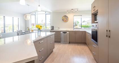 Kick Back on Kendall