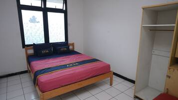 Deluxe Double Room | Free WiFi, bed sheets