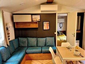 Luksusbungalow, 3 makuuhuonetta | Oleskelualue