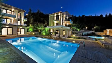 Villa, 2 Bedrooms, Sea View | Free WiFi, bed sheets