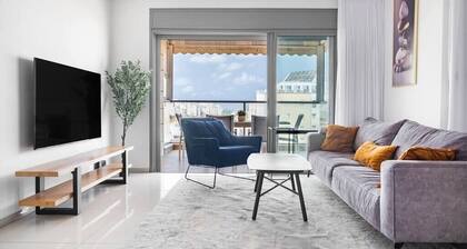 Ashdod Luxe Escape – Spacious, Stylish, with Mamád