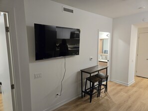 Interior - New Build! Downtown 1BR+Den • 2 Baths • Balcony. Close to the Hwy, mall, stores. (Toronto)
