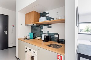 Studio | Private kitchen - Regras Apartments & Garden A10 by Benefit Collection (Porto)