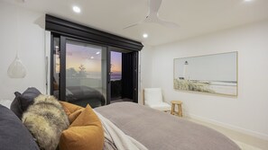 Iron/ironing board, travel cot, free WiFi - Grandview Lookout - McCrae (McCrae)