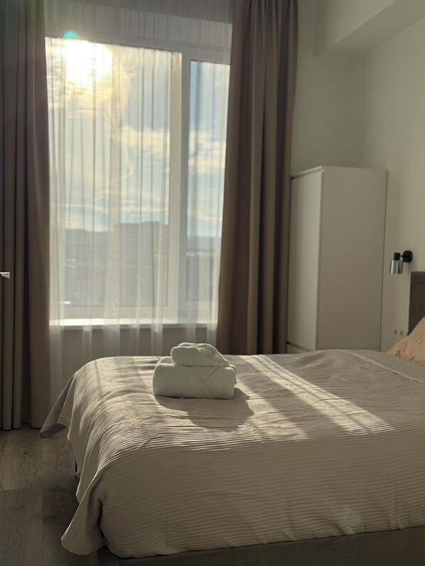 Room - Cozy apartment near old town in Kaunas - perfect for business travel and leisure (Kaunas)