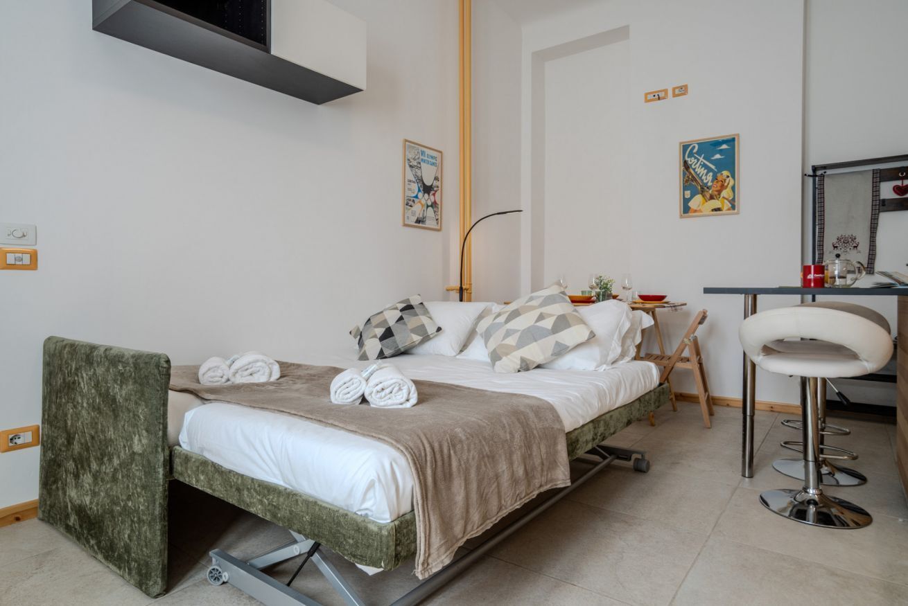 2 bedrooms, iron/ironing board