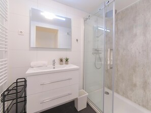 Bathroom - Waterresort Oosterschelde house no.13 (Wemeldinge)