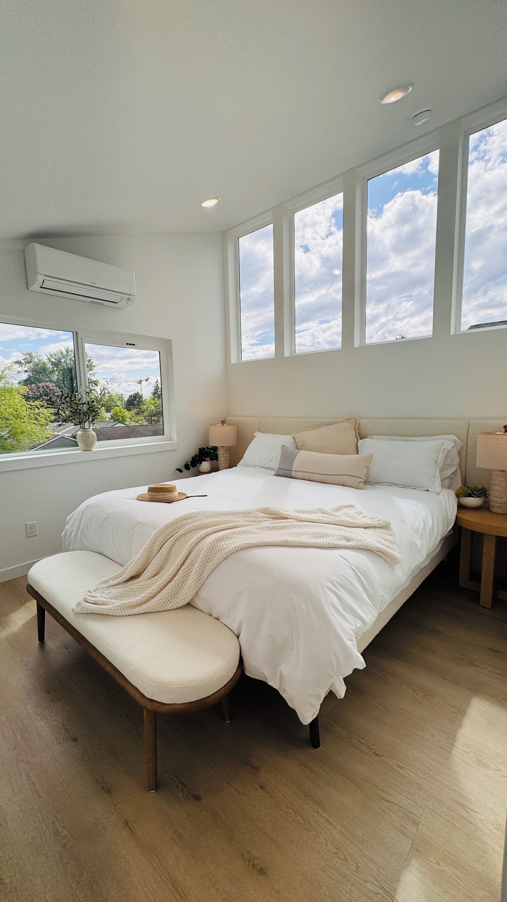 Strykejern/-brett, wi-fi (inkludert) og sengetøy