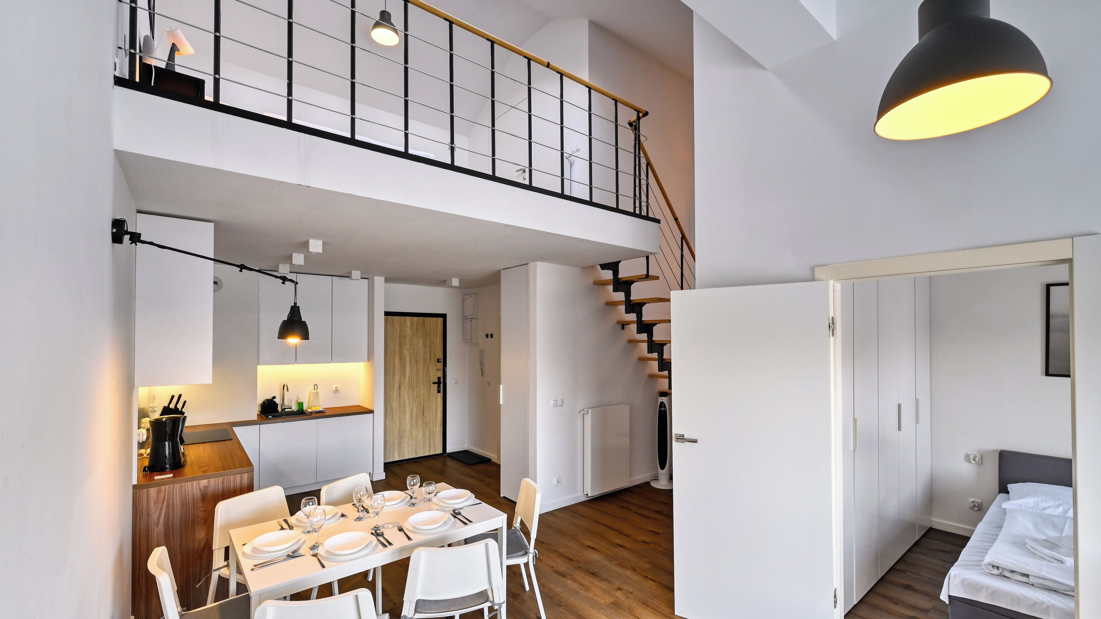 公寓 (34) | 起居區 | 平面電視