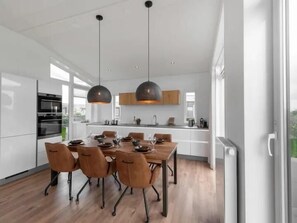 Dining - Waterresort Oosterscheld house no.55 (Wemeldinge)