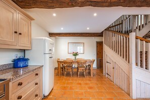 Dining - 3 Links Court - sleeps 6 guests  in 3 bedrooms (Brancaster)