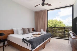 Room - Stylish Studio in Tulum with Rooftop Pool and Easy Beach Club Access (Tulum)