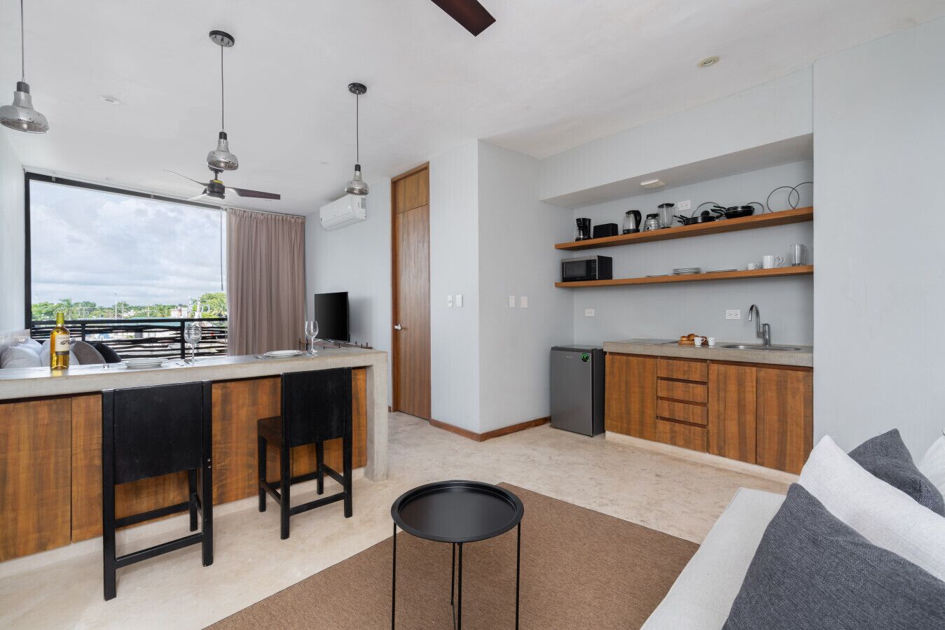 テレビ、ステレオ